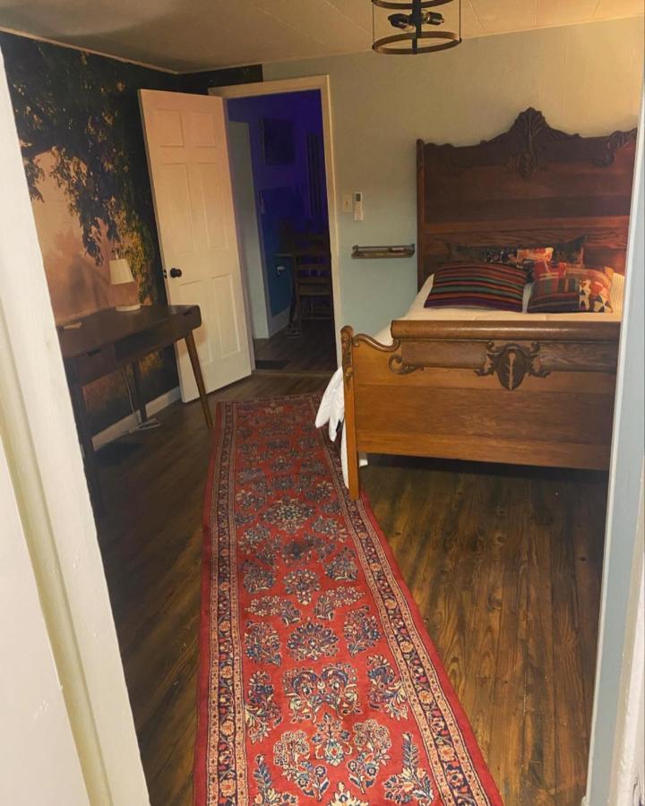 Boho-chic Retreat - Unit 3 Bloomington