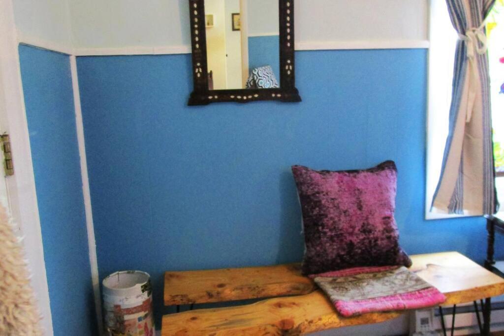 Boho-chic Retreat - Unit 3 * Bloomington